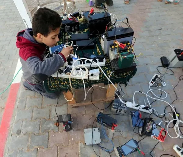 Telecommunications cut off in Gaza after fuel runs out